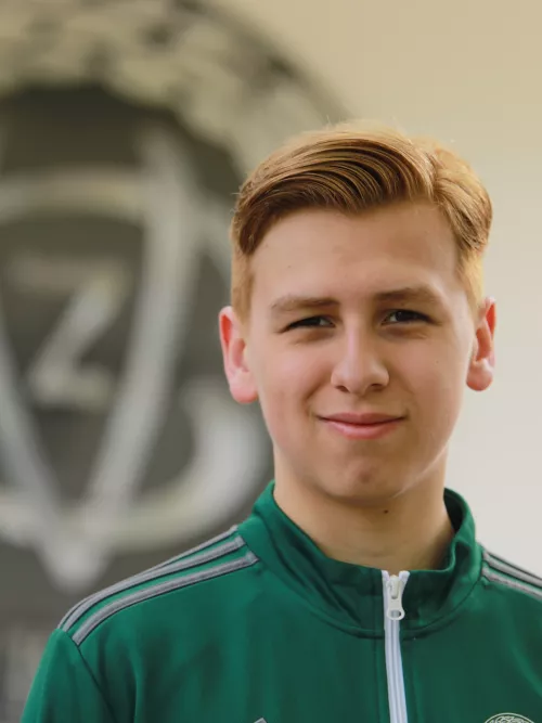 player image