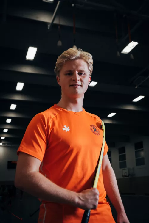 player image