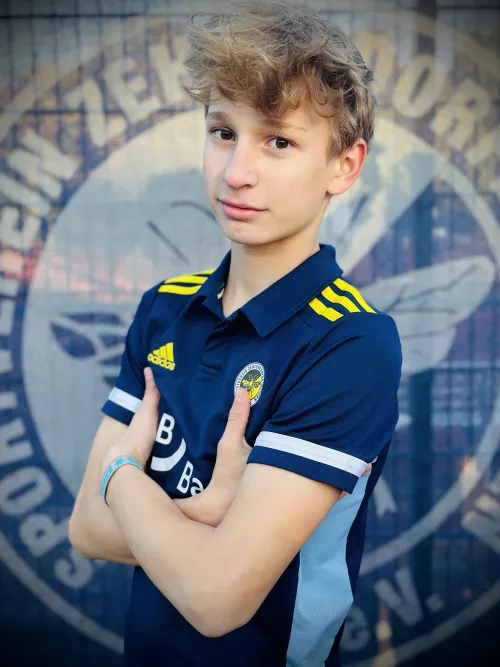 player image