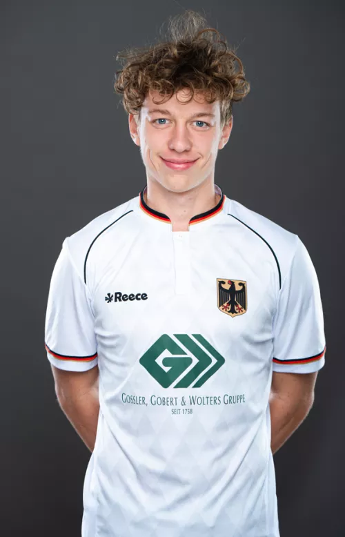 player image