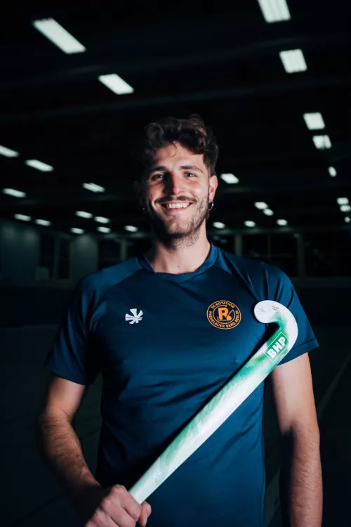 player image